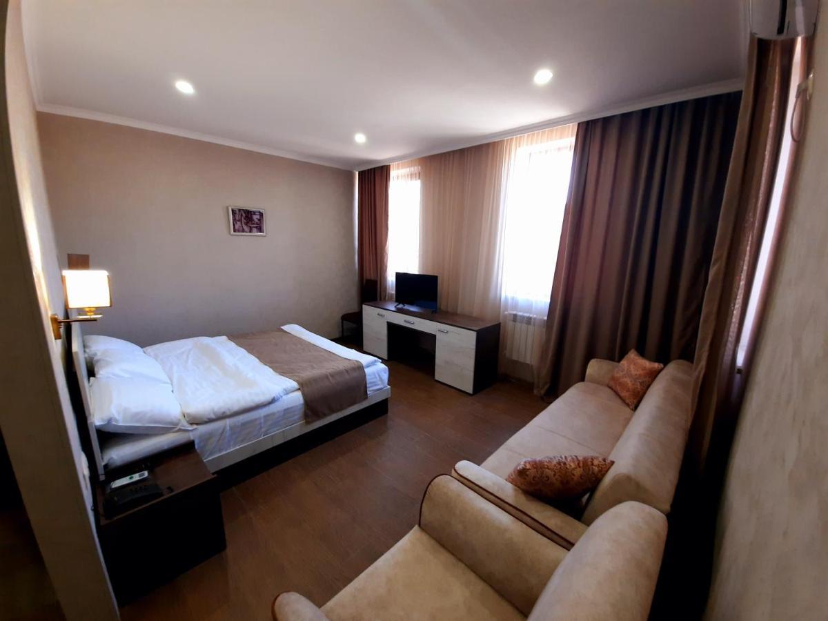 Cherry Garden Boutique Hotel Yeghegnadzor Exterior photo