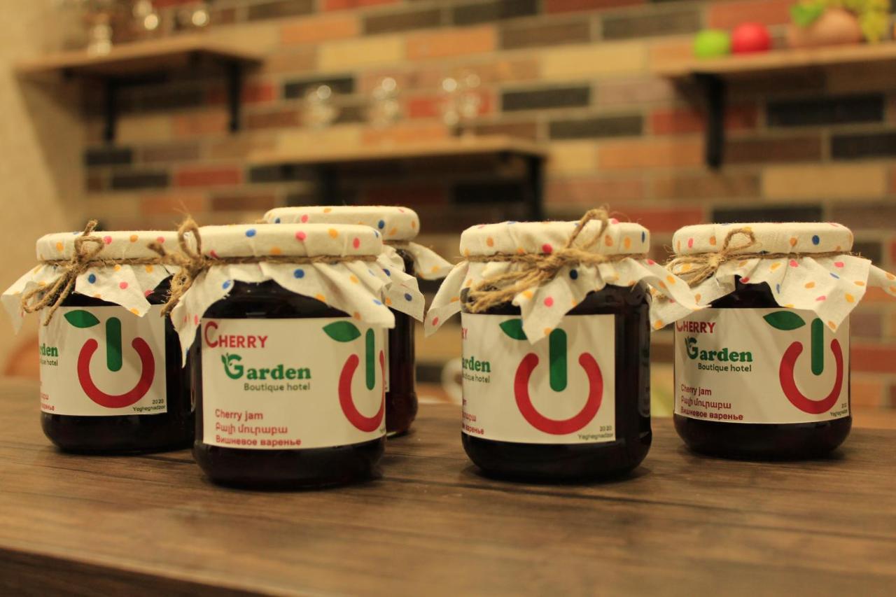 Cherry Garden Boutique Hotel Yeghegnadzor Exterior photo